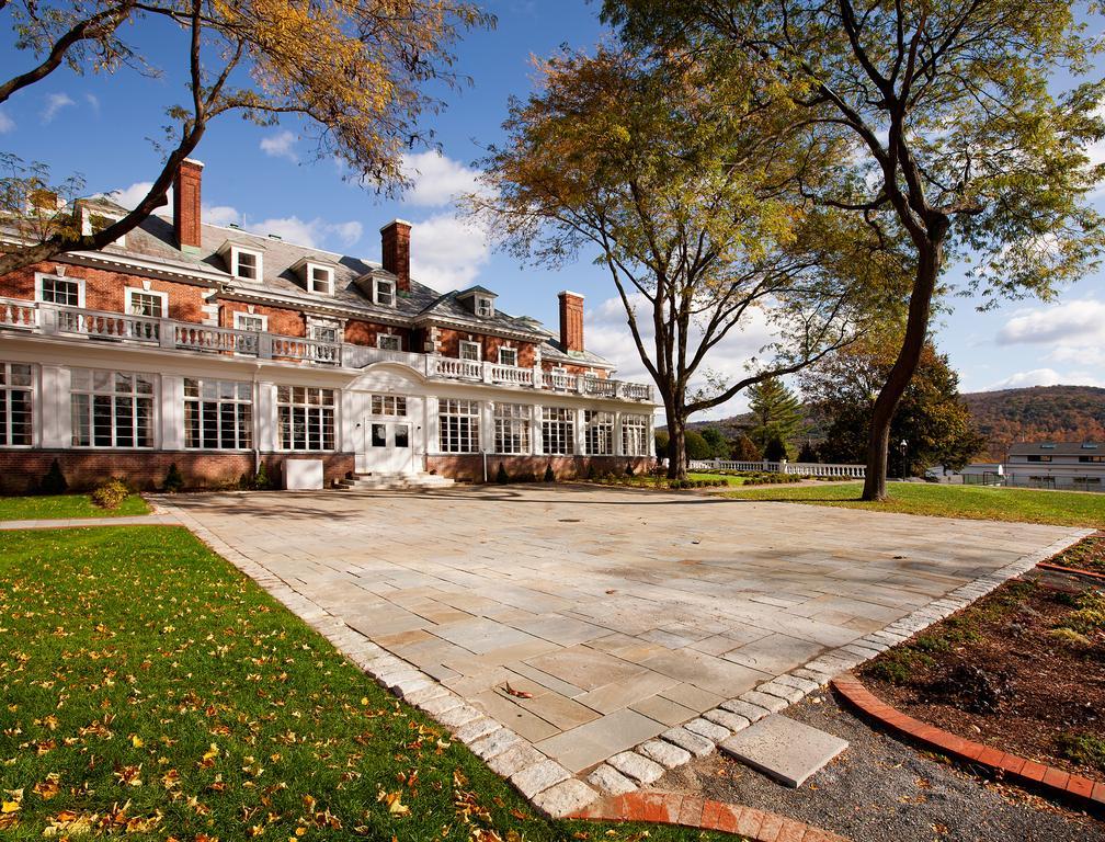 Eastover Estate And Eco Village Resort